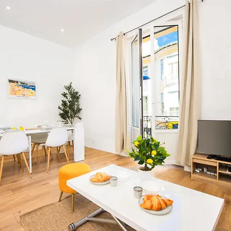 Guyau - Agreable 3 Pieces-carre D'or Menton-plage 1 Minute مينتون