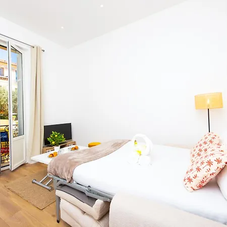 شقة Guyau - Agreable 3 Pieces-carre D'or Menton-plage 1 Minute *