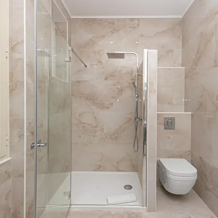 شقة Guyau - Agreable 3 Pieces-carre D'or Menton-plage 1 Minute