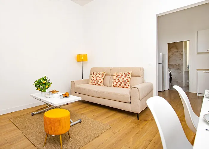 Apartment Guyau - Agreable 3 Pieces-carre D'or Menton-plage 1 Minute *