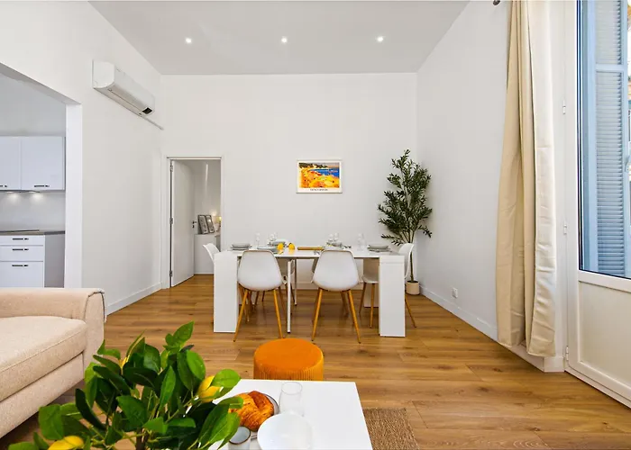 Guyau - Agreable 3 Pieces-carre D'or Menton-plage 1 Minute Apartment Menton